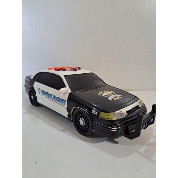 Toy State Road Ripper Motorized Lights & Sounds Protect & Serve Police Car